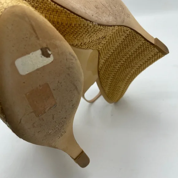 Gucci 38.5 shoes 👑* - Picture 8 of 10